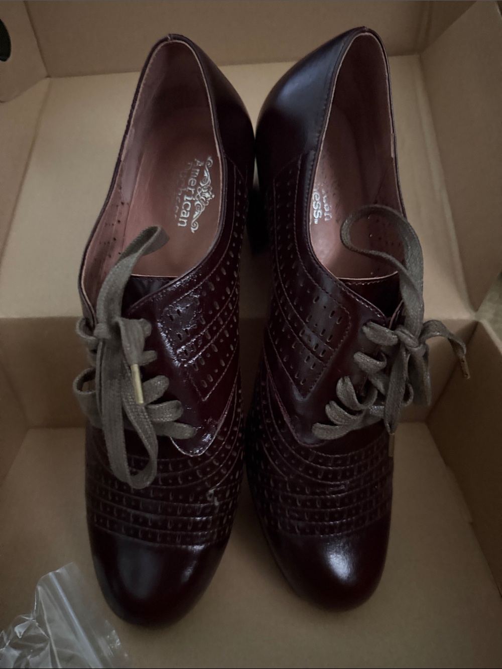 American Duchess Women's Burgundy Leather Lace-Up Oxfords